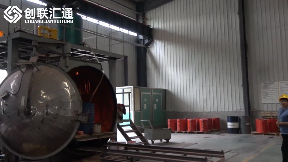 真空干燥樹脂澆注設(shè)備